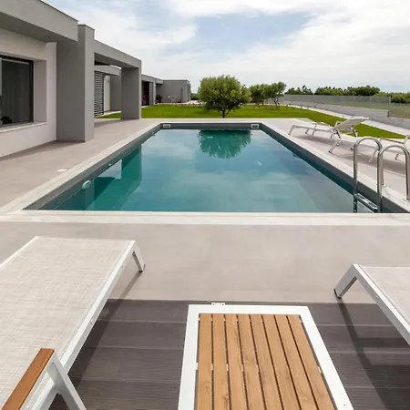 Merelia Luxury - Halkidiki Villa