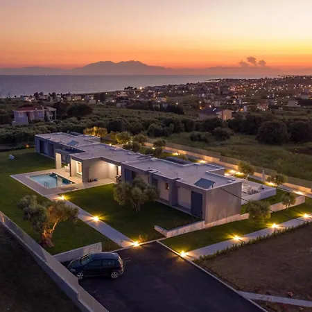 ヴィラ Merelia Luxury - Halkidiki ネア・ムダニア