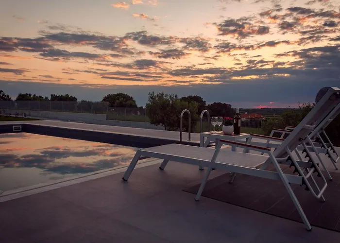 ヴィラ Merelia Luxury - Halkidiki